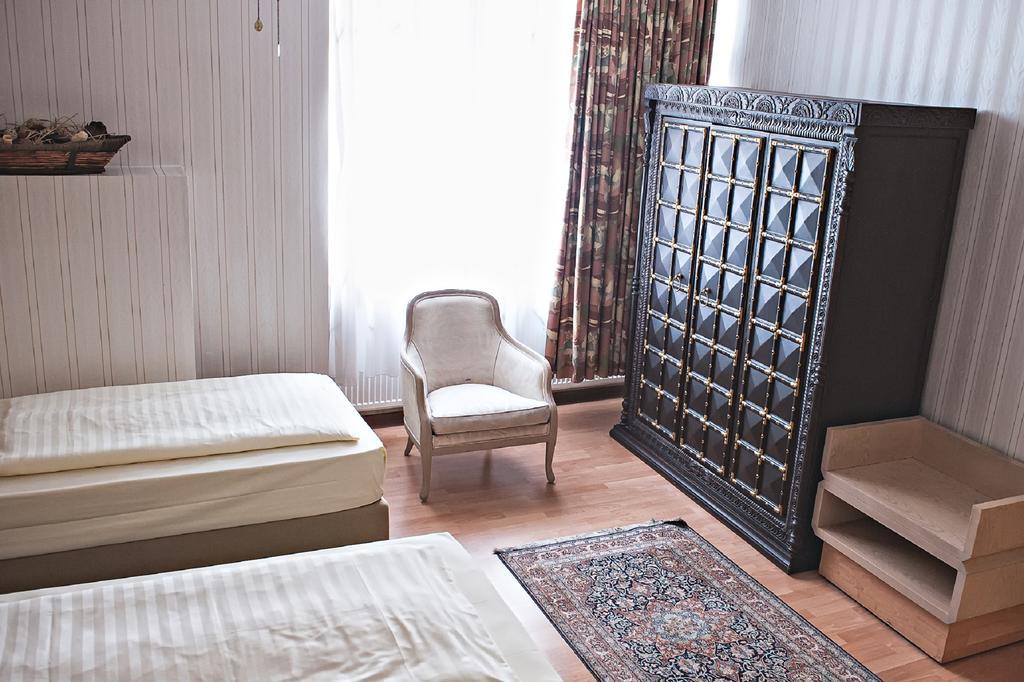 Loewen Hotel Оффенбах Номер фото